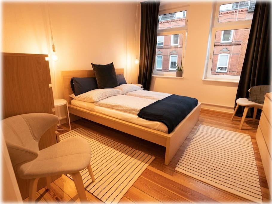קיל Gemuetlich - 2 Zimmer-Altbau, 24H Check-In מראה חיצוני תמונה